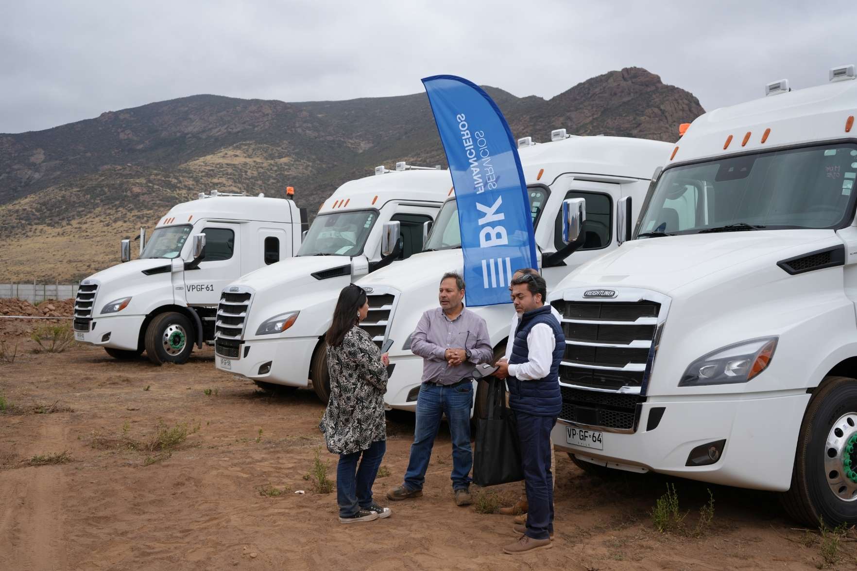 Transportes Rojas y Donaire suman camiones Freightliner a su flota