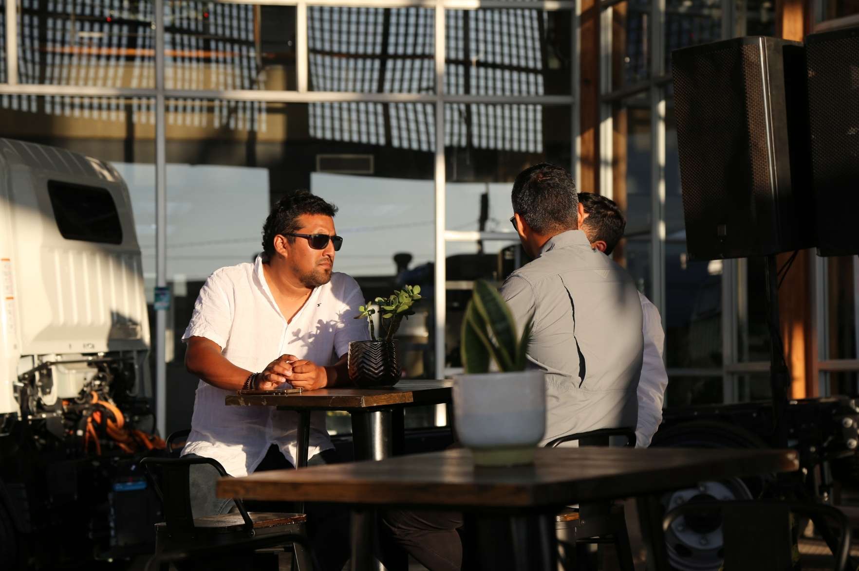 Kaufmann y Grupo Pesco presentan en Antofagasta “La Ruta del Equipo”