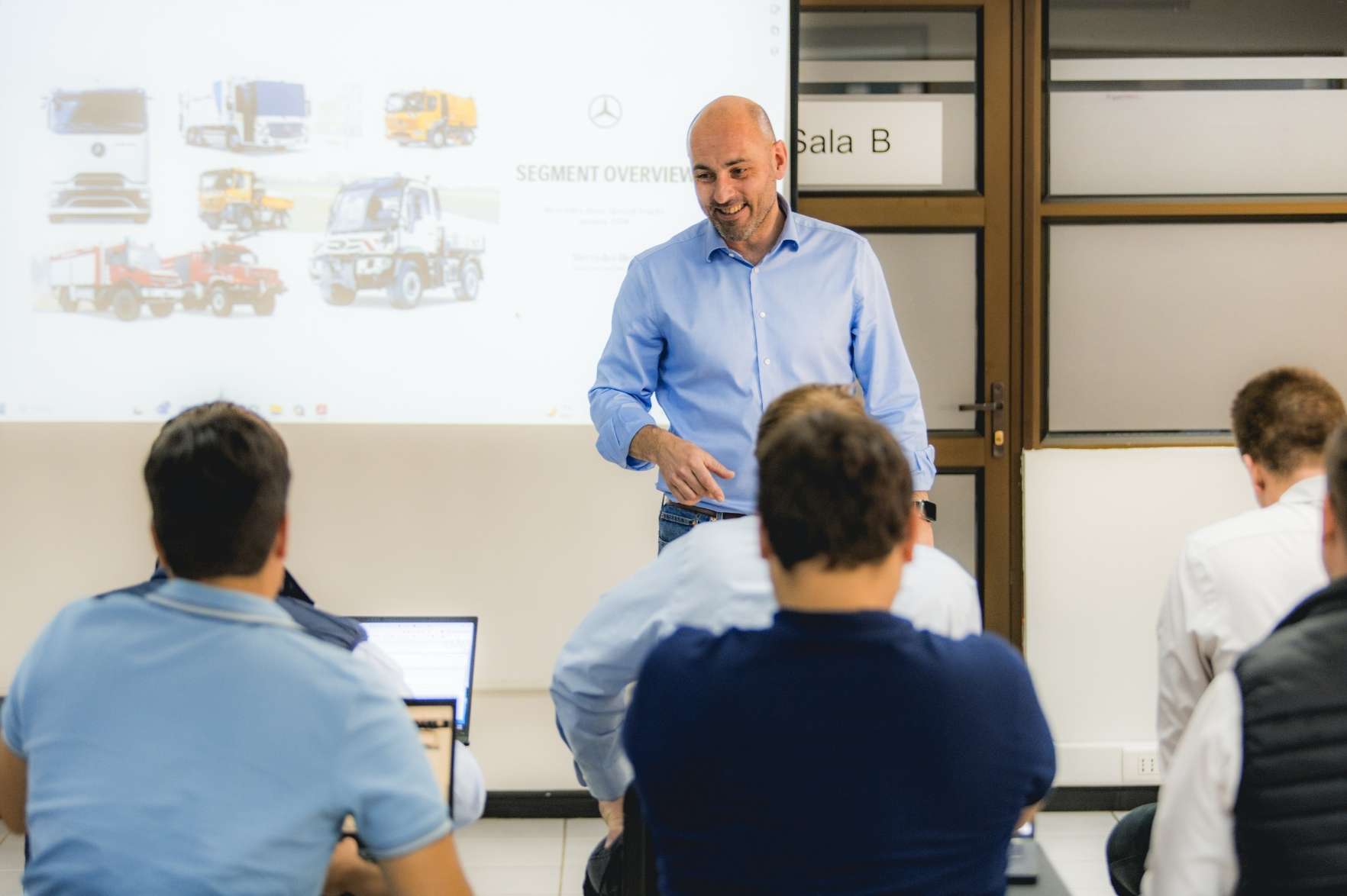 Daimler Special Trucks realiza capacitación junto a Grupo Kaufmann