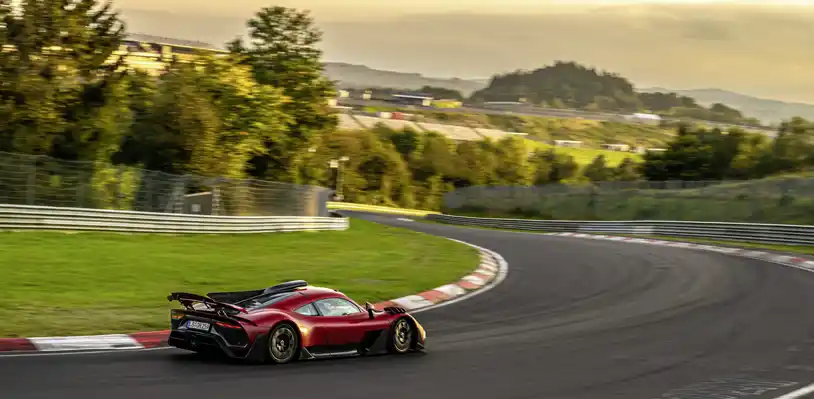  AMG ONE